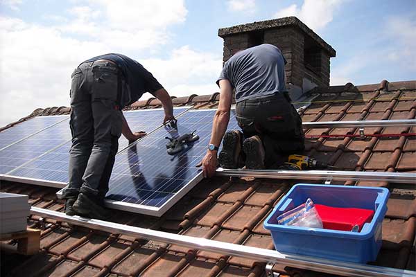 Off-Grid & Hybrid Solar Systems